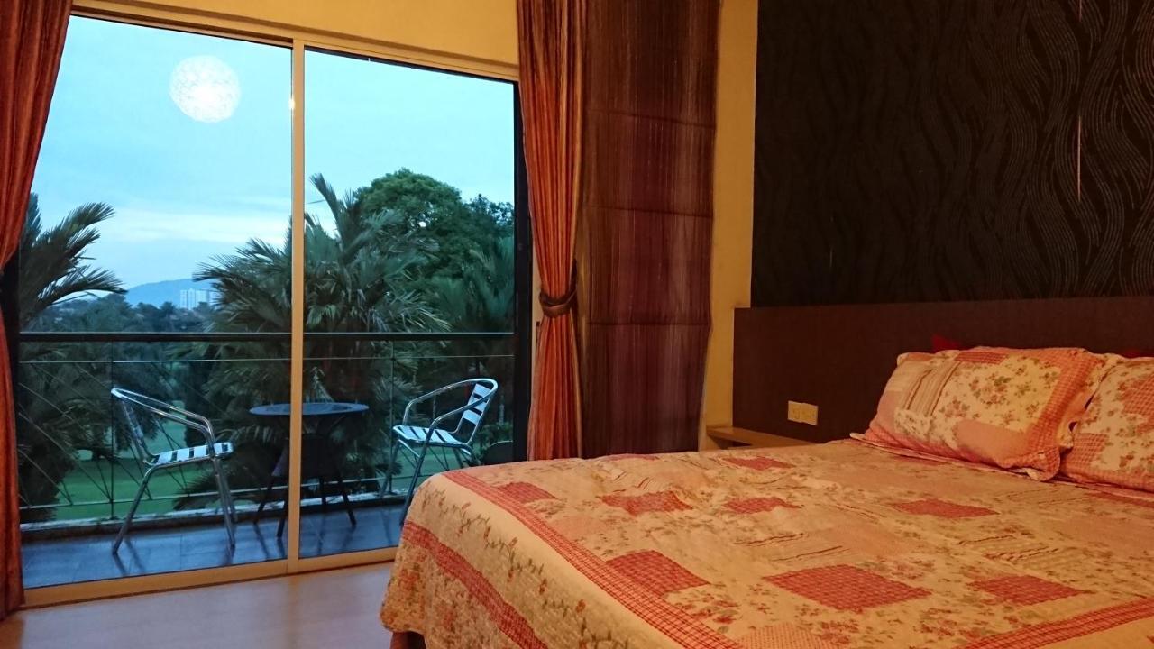 Homestay Bandar Putra Kulai Esterno foto